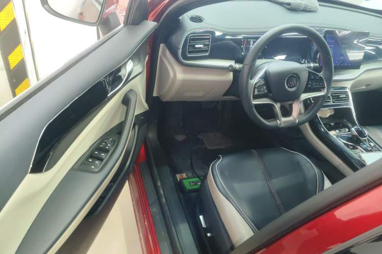 Used BYD Qin PLUS 2021 EV 400KM Luxury Model