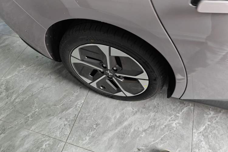 Used XPeng MONA M03 2025 620 Ultra-Long Range Plus
