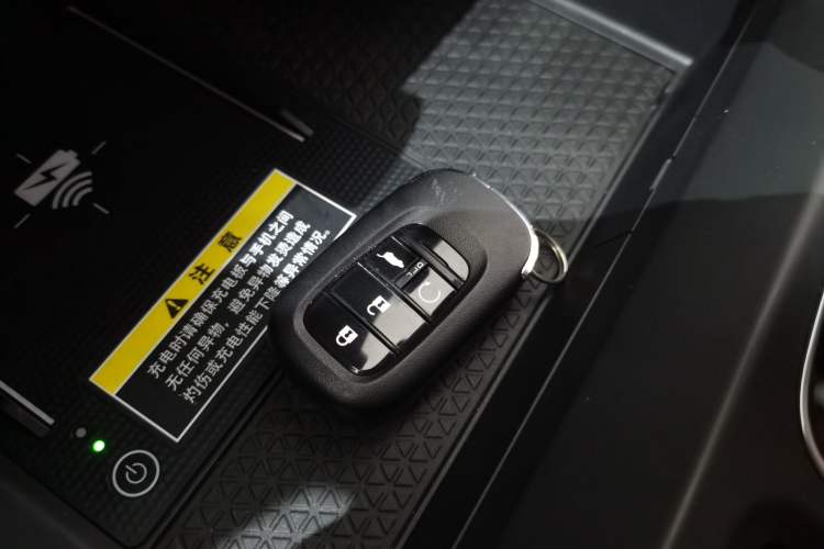 Used Honda CR-V 2023 240TURBO Two-Wheel Drive Deluxe Edition 7 Seats
