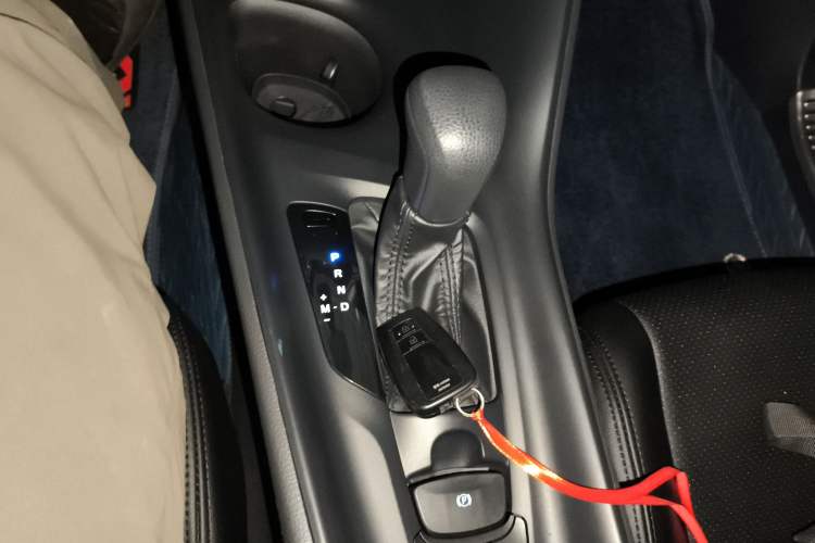 Used Toyota IZOA 2021 2.0L Enjoy Edition
