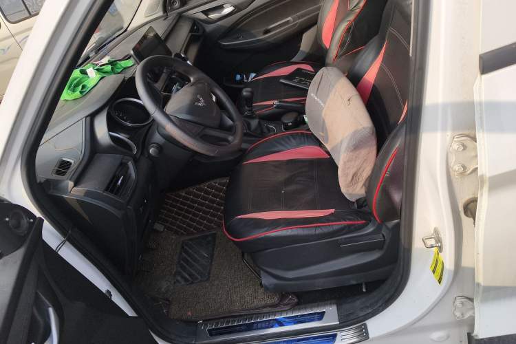 Used Wuling Hongguang S3 2018 1.5L Manual Standard Version China V Standard
