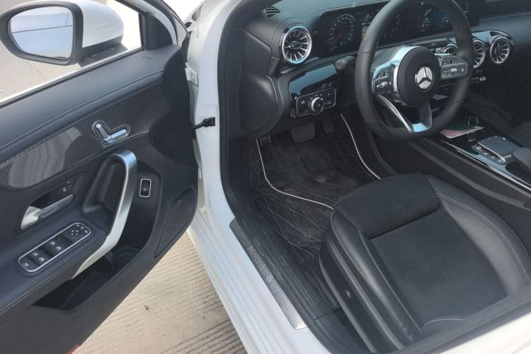 Used Mercedes-Benz A-Class 2022 A 200 L Sport Sedan Fashion Model