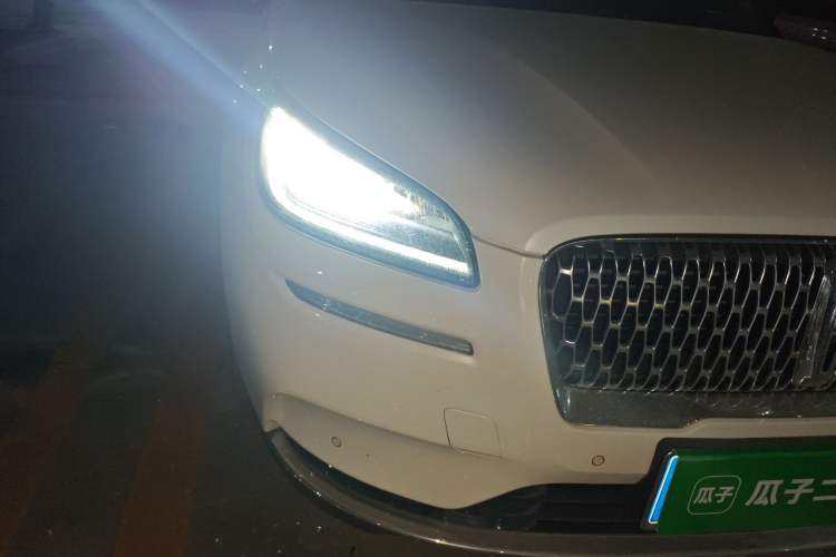 Used Lincoln Corsair 2022 2.0T Two-Wheel Drive Deluxe Edition
