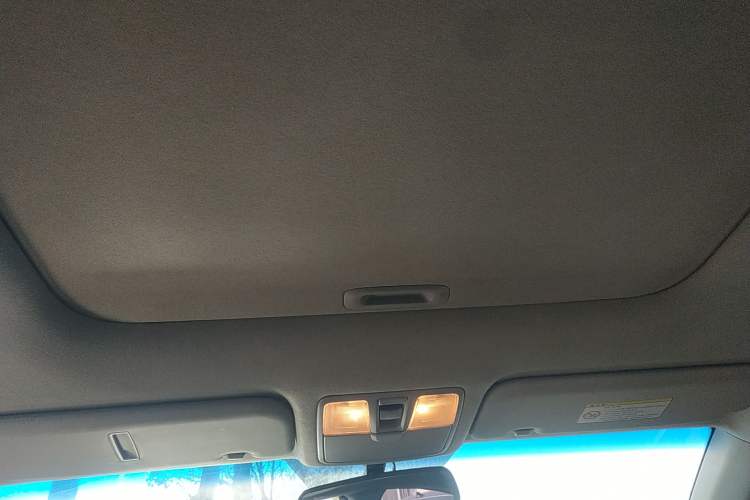 Used Hyundai Elantra 2015 1.6L Automatic Leading Model
