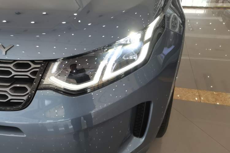 Used Land Rover Discovery Sport 2023 249 PS R-Dynamic S Performance Edition
