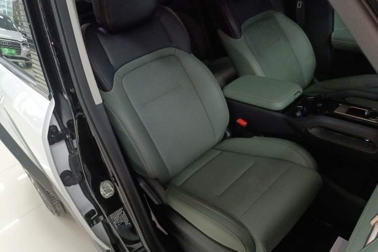 Used  03 2024 472km Four-Wheel Drive Long-Range Version
