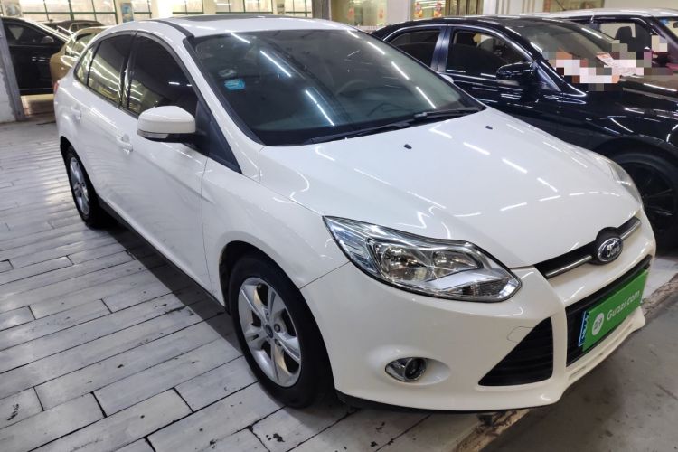 Used Ford Focus 2012 Sedan 1.6L Automatic Fashion Edition