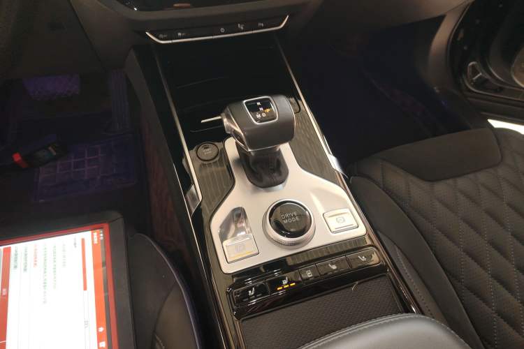 Used Hongqi HS5 2019 2.0T Smart Connect Flagship All-Wheel-Drive Version