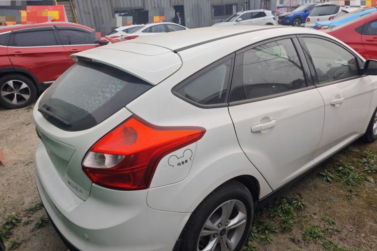 Used Ford Focus 2012 Hatchback 1.6L Automatic Fashion Edition
