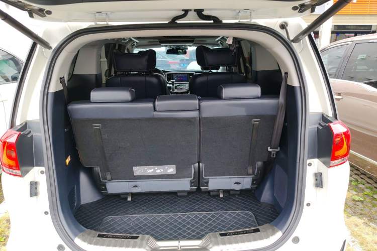 Used GAC Trumpchi M8 2020 Flagship Model 390T Prestige Edition