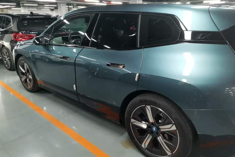 Used BMW iX 2022 xDrive40