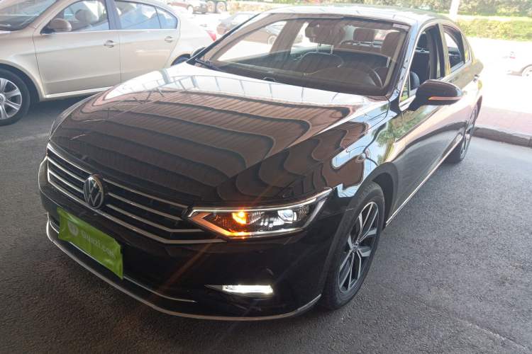 Used Volkswagen Magotan 2020 330TSI DSG Leading Model
