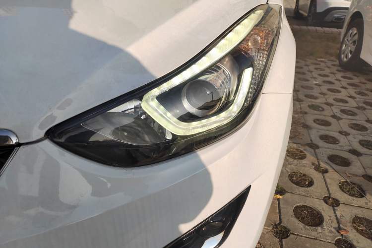 Used Hyundai Elantra 2016 1.6L Automatic Smart Version