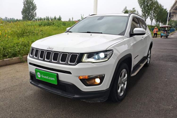 Used  Compass 2019 220T Automatic Family Edition
