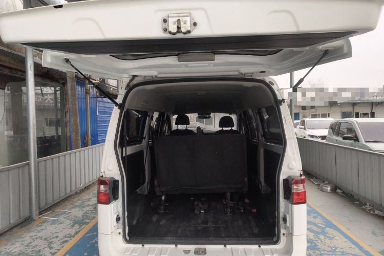 Used Jinbei Gold Hiace M Classic 2022 1.5L Engineering Lion Passenger Vehicle 6 Seats