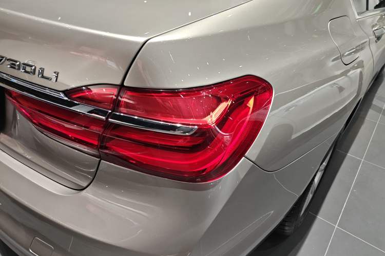 Used BMW 7 Series 2016 730Li Leading Model
