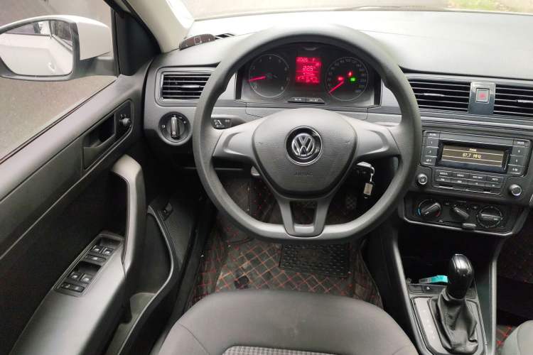 Used Volkswagen Santana 2021 1.5L Automatic Fashion Edition
