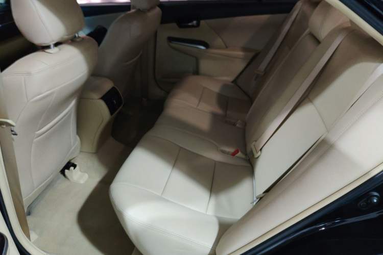 Used Toyota Camry 2016 2.0E 10th Anniversary Elite Edition