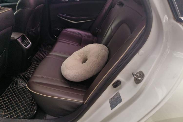 Used Changan Raeton CC 2018 1.5T Automatic Haoya Model China V Standard