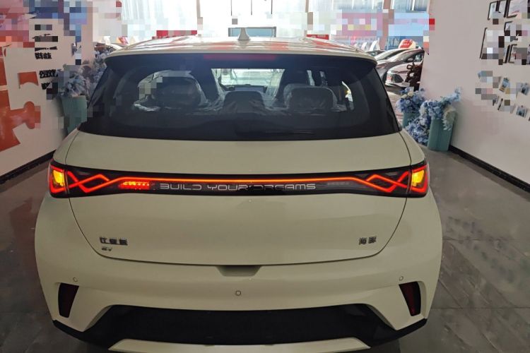 Used BYD Dolphin 2025 420km Free Edition
