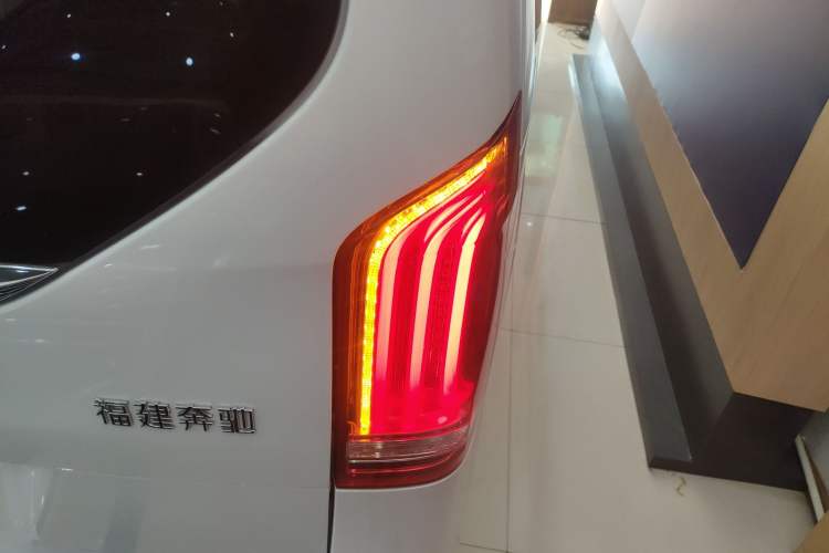 Used Mercedes-Benz V-Class 2021 V 260 L Long-wheelbase Luxury Edition