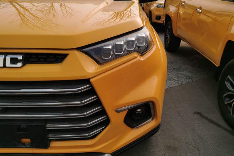 Used JMC Yuhu 9 2019 2.0T Manual Gasoline 4x4 Comfort Edition