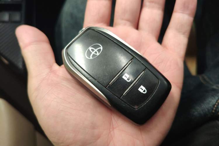 Used Toyota RAV4 2013 2.0L CVT Four-Wheel Drive New Edition
