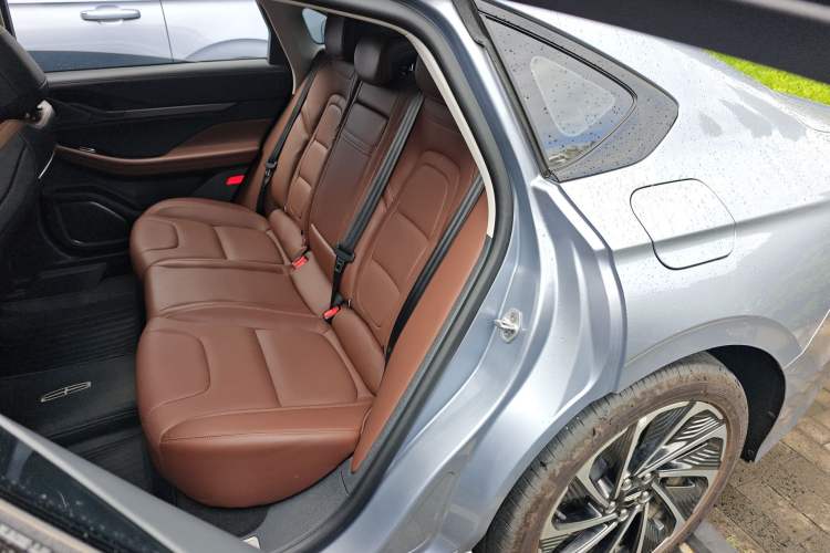 Used Lincoln Z 2025 2.0T Zunyi Hybrid Version
