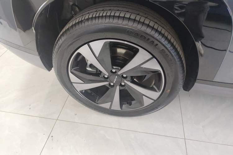 Used AION V 2024 Aion Tyrannosaurus 520 Smart Luxury Edition
