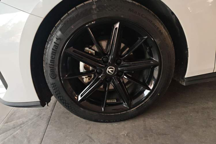 Used Changan UNI-V 2023 1.5T Prestige Model