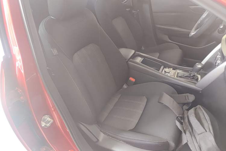 Used Mazda CX-4 2018 2.0L Automatic Two-Wheel Drive Blue Sky Dynamic Version China V Standard
