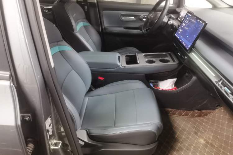 Used AION Y 2023 Plus 510 Smart Edition
