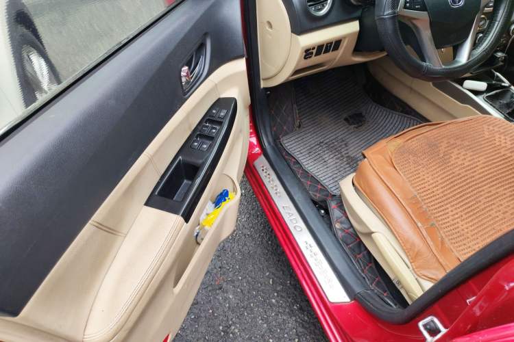 Used Changan Eado 2015 1.6L Manual Luxury Model China V Standard
