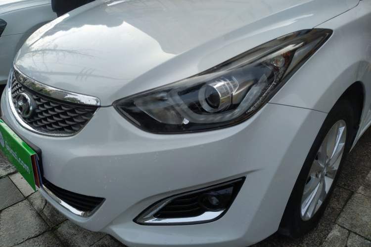 Used Hyundai Elantra 2016 1.6L Automatic Smart Version
