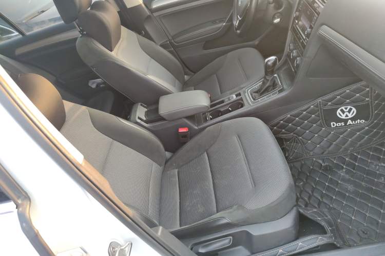 Used Volkswagen Golf 2018 1.6L Automatic Comfort Model