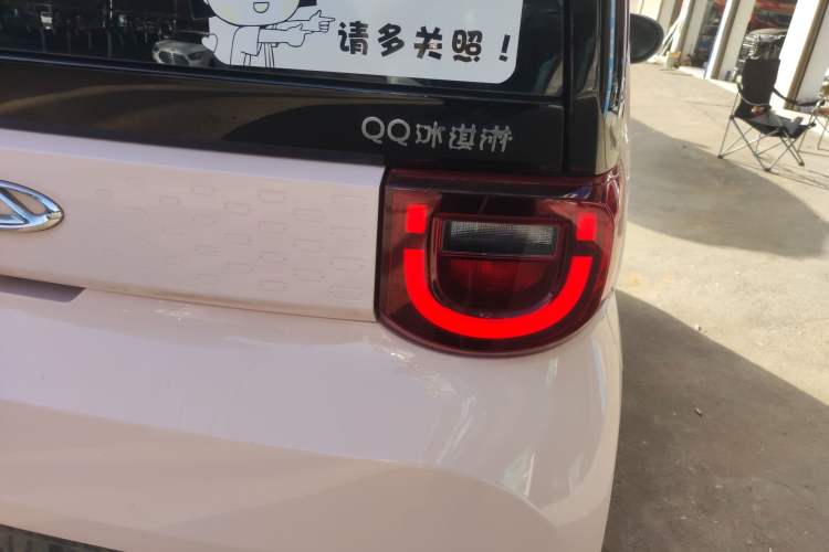 Used Chery QQ Ice Cream 2022 170km Sundae Phosphate Lithium-Ion
