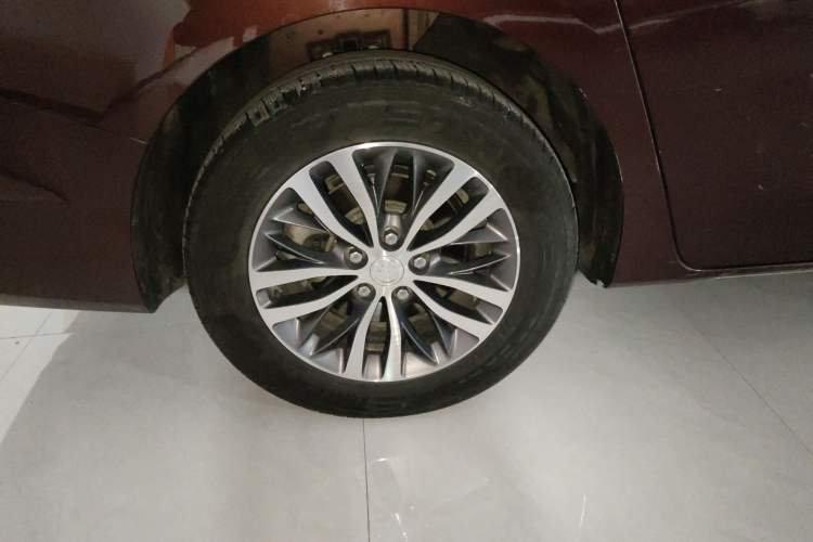 Used Buick GL8 2022 ES Landtrek 653T Comfort Edition