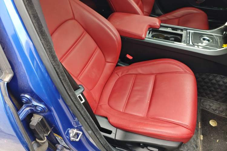 Used Jaguar XEL 2019 2.0T 200 PS Deluxe Edition