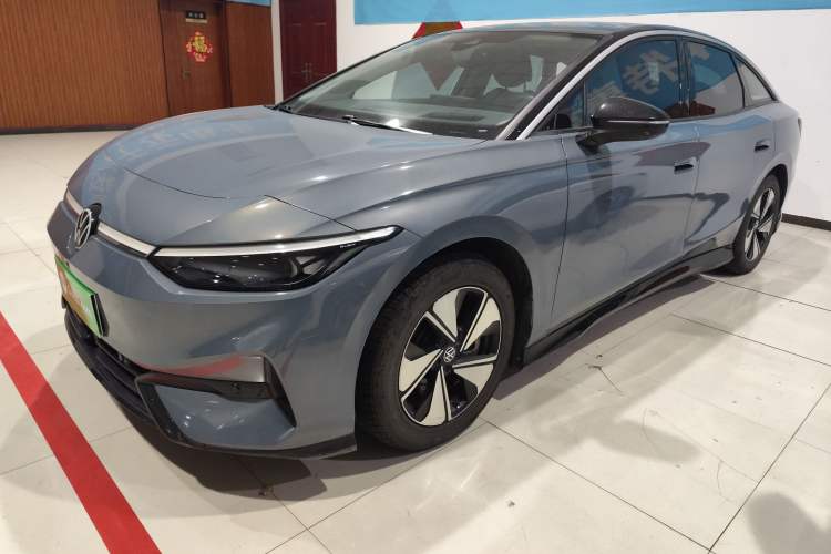 Used Volkswagen ID.7 VIZZION 2024 AIR model

