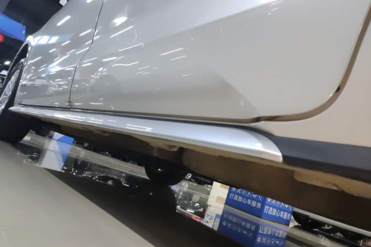 Used Toyota Granvia 2024 2.5L Hybrid Comfort Edition
