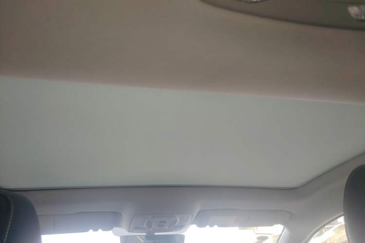 Used Roewe i6 MAX New Energy 2021 EV 500 Skyroof Deluxe Edition
