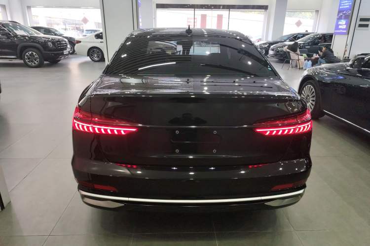 Used Audi A6L 2023 40 TFSI Luxury Dynamic Model
