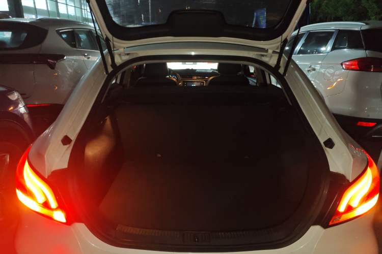 Used MG 6 2019 20T Automatic Sport Edition
