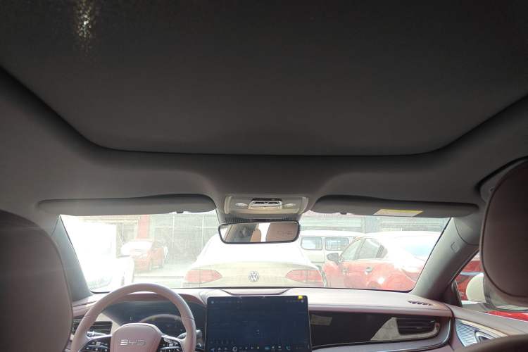 Used BYD Seal 2023 DM-i 1.5L 121km Prestige Model