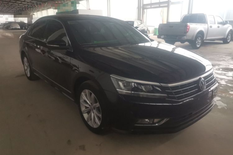 Used Volkswagen Passat 2017 330TSI DSG Luxury Edition
