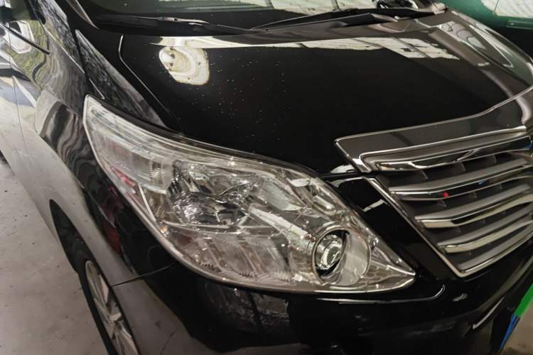 Used Toyota Alphard 2012 3.5L Luxury Edition
