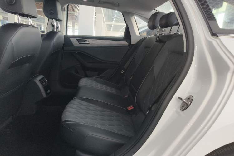 Used Volkswagen Sagitar 2023 300TSI DSG Excellence Edition
