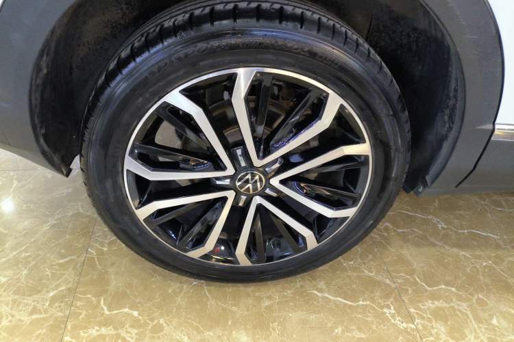 Used Volkswagen T-ROC 2021 280TSI DSG Two-Wheel Drive Comfort Connect Edition
