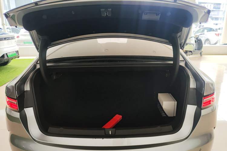 Used BYD Destroyer 05 2024 HONOR Edition DM-i 55KM Luxury Model
