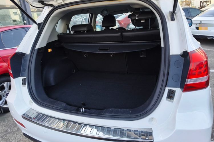 Used Haval H2 2016 Red Label 1.5T Automatic Two-Wheel Drive Elite Model
